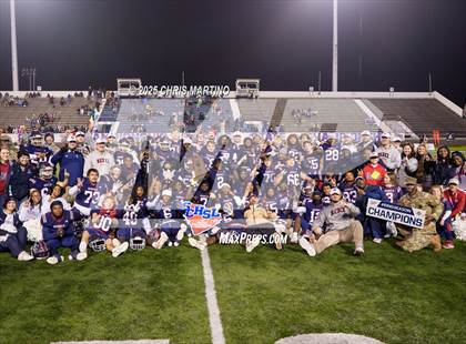 Thumbnail 2 in Hampton County vs. Strom Thurmond (SCHSL 2A Final) photogallery.