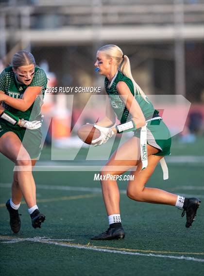 Thumbnail 2 in El Camino @ Poway photogallery.