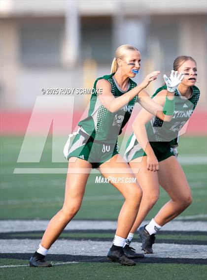 Thumbnail 2 in El Camino @ Poway photogallery.