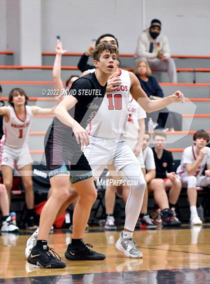 Thumbnail 1 in Union Mine vs. Bella Vista (Tiger Classic) photogallery.