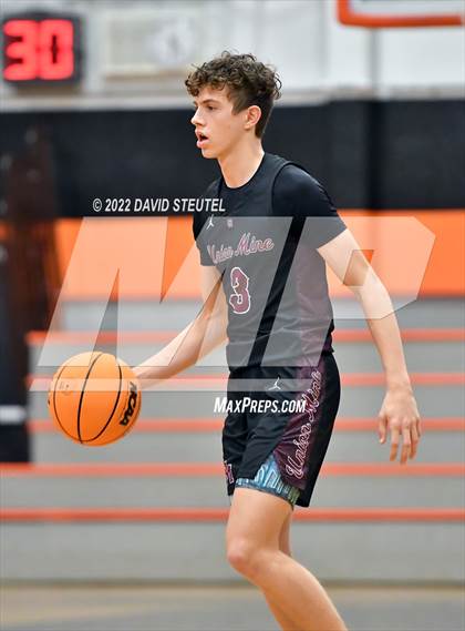 Thumbnail 2 in Union Mine vs. Bella Vista (Tiger Classic) photogallery.