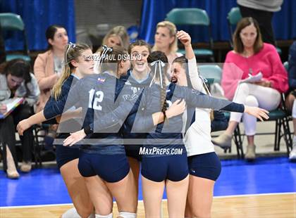 Thumbnail 1 in Valor Christian vs. Rock Canyon (CHSAA 5A State Final) photogallery.