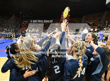 Thumbnail 2 in Valor Christian vs. Rock Canyon (CHSAA 5A State Final) photogallery.