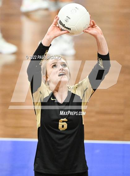 Thumbnail 3 in Valor Christian vs. Rock Canyon (CHSAA 5A State Final) photogallery.