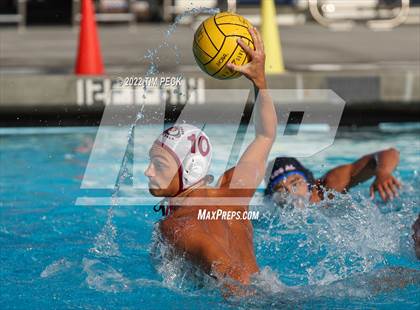 Thumbnail 2 in Laguna Beach vs. Los Alamitos photogallery.