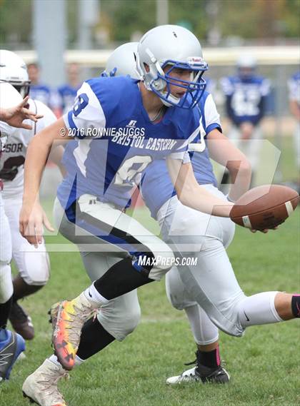 Thumbnail 2 in Windsor vs. Bristol Eastern photogallery.