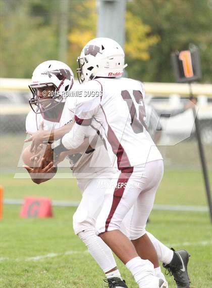 Thumbnail 3 in Windsor vs. Bristol Eastern photogallery.
