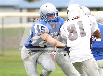 Thumbnail 3 in Windsor vs. Bristol Eastern photogallery.