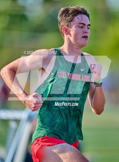 Thumbnail 3 in UIL 6A Track & Field Area 13&14 (1600M) photogallery.