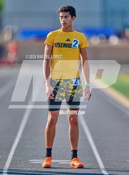 Thumbnail 3 in UIL 6A Track & Field Area 13&14 (1600M) photogallery.