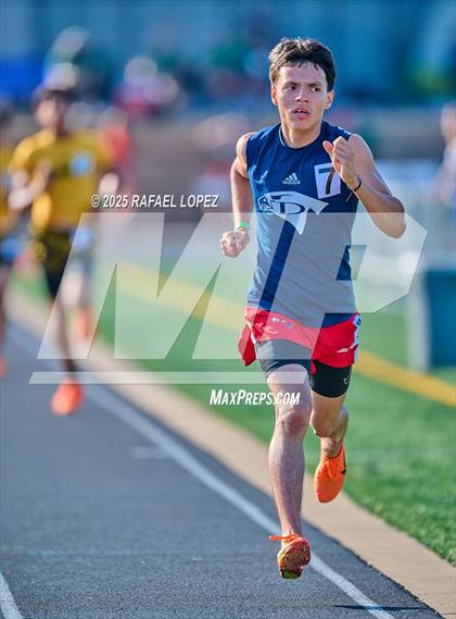Thumbnail 2 in UIL 6A Track & Field Area 13&14 (1600M) photogallery.