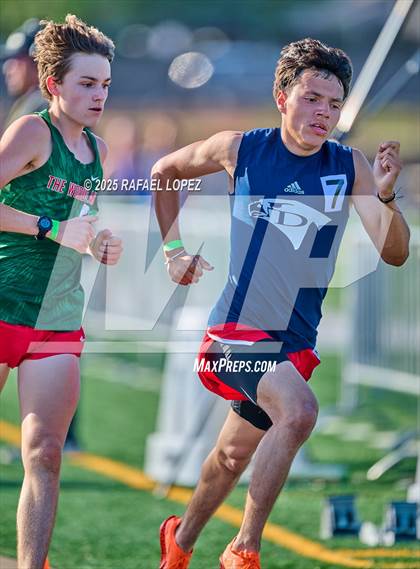 Thumbnail 2 in UIL 6A Track & Field Area 13&14 (1600M) photogallery.