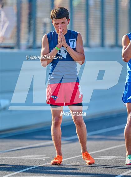 Thumbnail 3 in UIL 6A Track & Field Area 13&14 (1600M) photogallery.