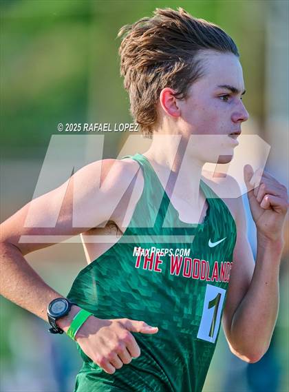 Thumbnail 1 in UIL 6A Track & Field Area 13&14 (1600M) photogallery.