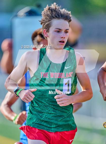 Thumbnail 2 in UIL 6A Track & Field Area 13&14 (1600M) photogallery.