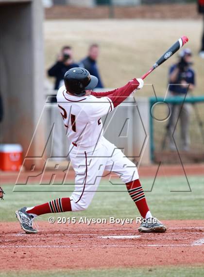 Thumbnail 2 in Mosley vs. JSerra Catholic (National High School Invitational) photogallery.