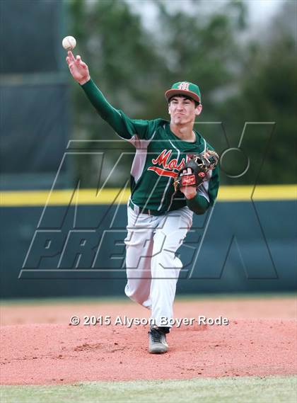 Thumbnail 3 in Mosley vs. JSerra Catholic (National High School Invitational) photogallery.