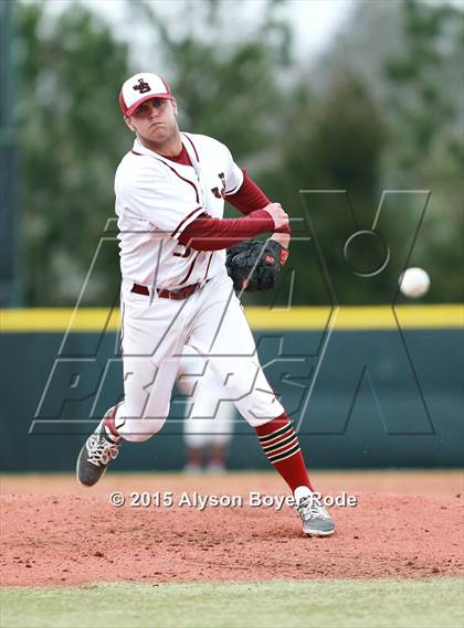 Thumbnail 1 in Mosley vs. JSerra Catholic (National High School Invitational) photogallery.