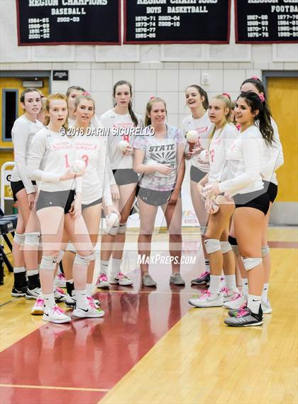 Thumbnail 3 in Salpointe Catholic vs. Greenway (AIA 4A State Final) photogallery.