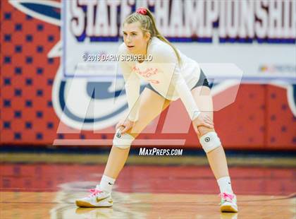 Thumbnail 2 in Salpointe Catholic vs. Greenway (AIA 4A State Final) photogallery.
