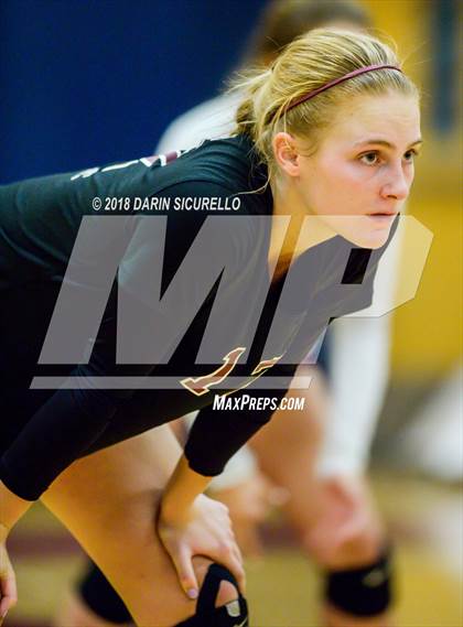 Thumbnail 1 in Salpointe Catholic vs. Greenway (AIA 4A State Final) photogallery.