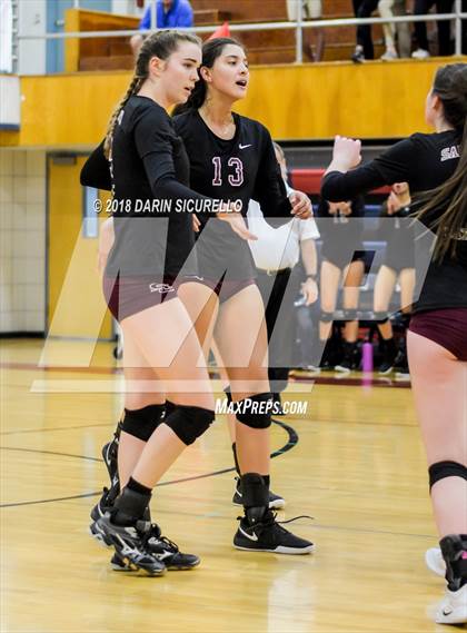 Thumbnail 3 in Salpointe Catholic vs. Greenway (AIA 4A State Final) photogallery.