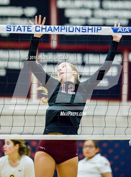 Thumbnail 1 in Salpointe Catholic vs. Greenway (AIA 4A State Final) photogallery.
