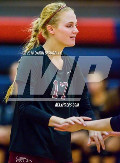 Thumbnail 2 in Salpointe Catholic vs. Greenway (AIA 4A State Final) photogallery.