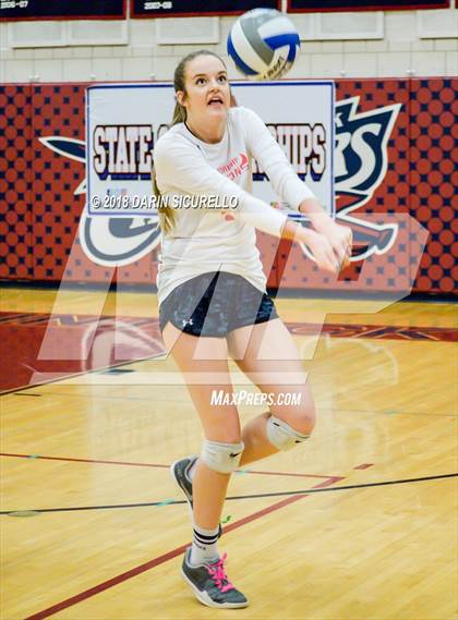 Thumbnail 2 in Salpointe Catholic vs. Greenway (AIA 4A State Final) photogallery.