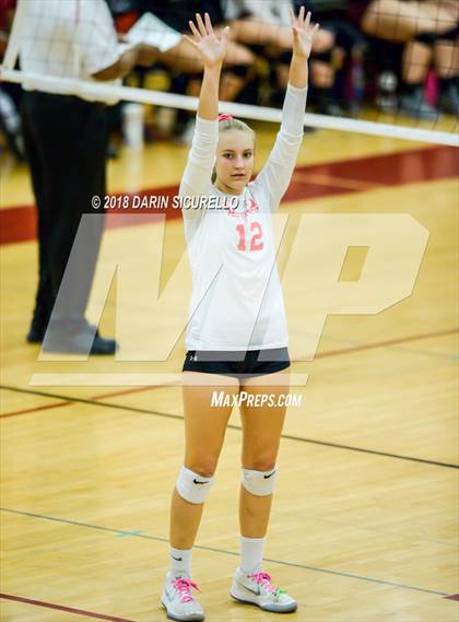 Thumbnail 3 in Salpointe Catholic vs. Greenway (AIA 4A State Final) photogallery.