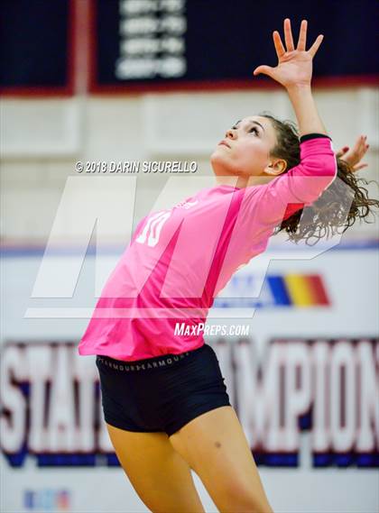 Thumbnail 2 in Salpointe Catholic vs. Greenway (AIA 4A State Final) photogallery.