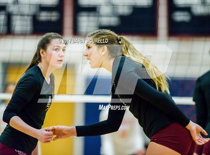 Thumbnail 1 in Salpointe Catholic vs. Greenway (AIA 4A State Final) photogallery.