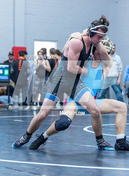 Thumbnail 2 in Lovelock Mustangs Tournament (144lbs) photogallery.