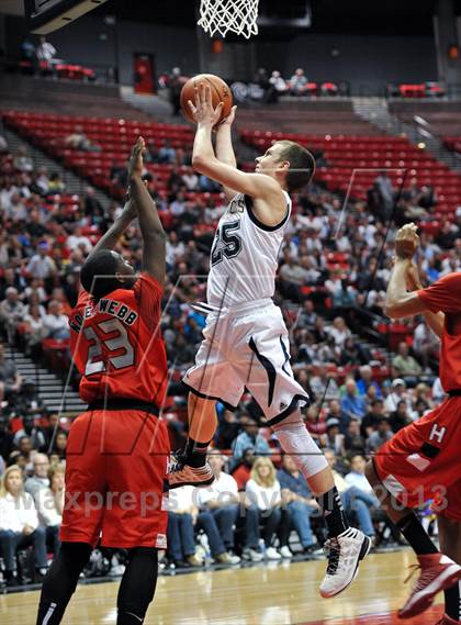 Thumbnail 1 in La Costa Canyon vs. Hoover (CIF SDS D2 Final) photogallery.
