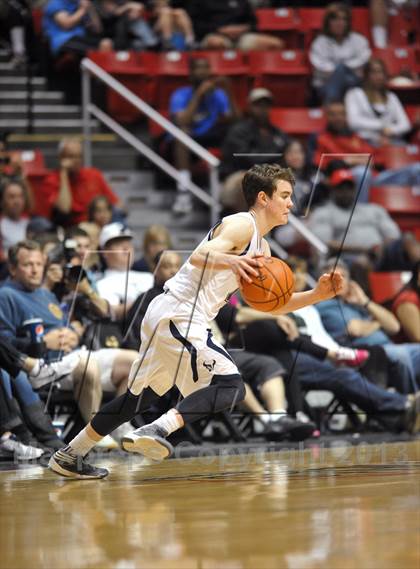 Thumbnail 1 in La Costa Canyon vs. Hoover (CIF SDS D2 Final) photogallery.