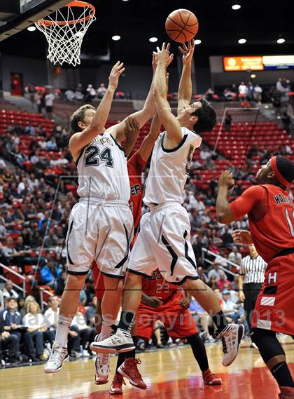 Thumbnail 1 in La Costa Canyon vs. Hoover (CIF SDS D2 Final) photogallery.