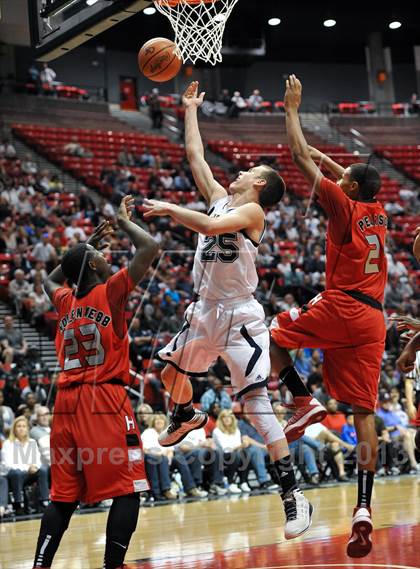 Thumbnail 2 in La Costa Canyon vs. Hoover (CIF SDS D2 Final) photogallery.