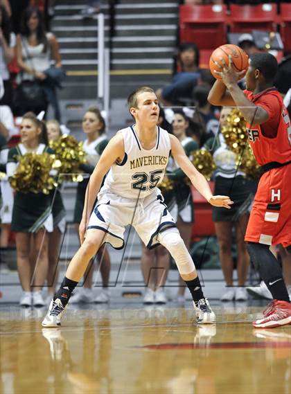 Thumbnail 3 in La Costa Canyon vs. Hoover (CIF SDS D2 Final) photogallery.