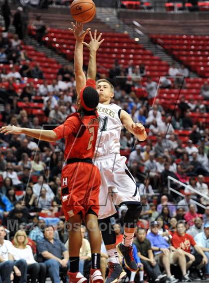 Thumbnail 3 in La Costa Canyon vs. Hoover (CIF SDS D2 Final) photogallery.