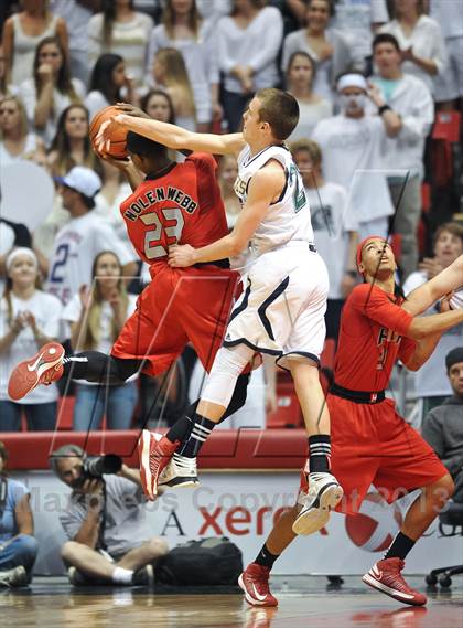 Thumbnail 1 in La Costa Canyon vs. Hoover (CIF SDS D2 Final) photogallery.
