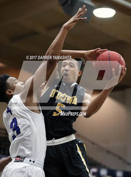 Thumbnail 2 in Capital Christian vs. Bishop O'Dowd (MaxPreps/DLS MLK Jr. Classic) photogallery.