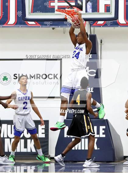 Thumbnail 3 in Capital Christian vs. Bishop O'Dowd (MaxPreps/DLS MLK Jr. Classic) photogallery.