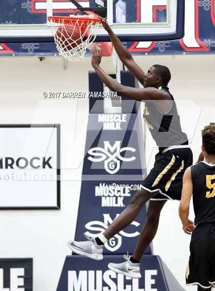 Thumbnail 2 in Capital Christian vs. Bishop O'Dowd (MaxPreps/DLS MLK Jr. Classic) photogallery.