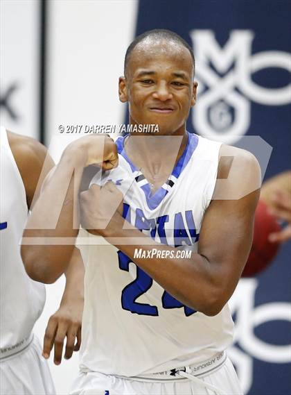 Thumbnail 3 in Capital Christian vs. Bishop O'Dowd (MaxPreps/DLS MLK Jr. Classic) photogallery.