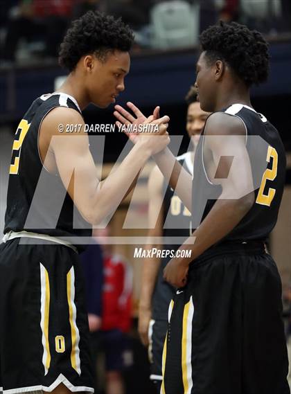 Thumbnail 2 in Capital Christian vs. Bishop O'Dowd (MaxPreps/DLS MLK Jr. Classic) photogallery.