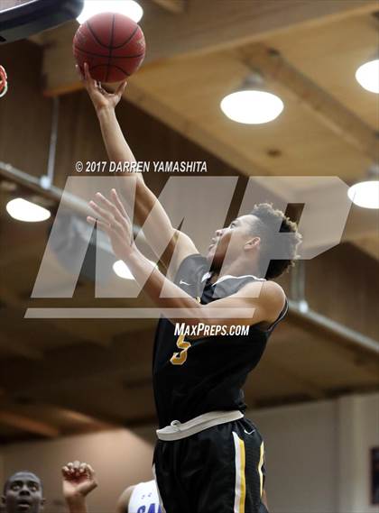 Thumbnail 3 in Capital Christian vs. Bishop O'Dowd (MaxPreps/DLS MLK Jr. Classic) photogallery.