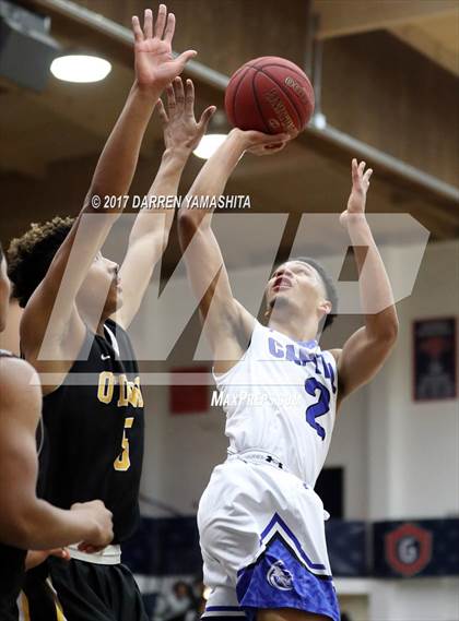 Thumbnail 2 in Capital Christian vs. Bishop O'Dowd (MaxPreps/DLS MLK Jr. Classic) photogallery.