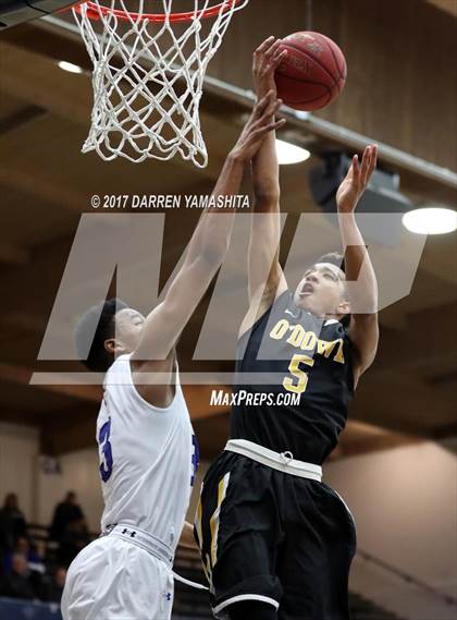 Thumbnail 2 in Capital Christian vs. Bishop O'Dowd (MaxPreps/DLS MLK Jr. Classic) photogallery.