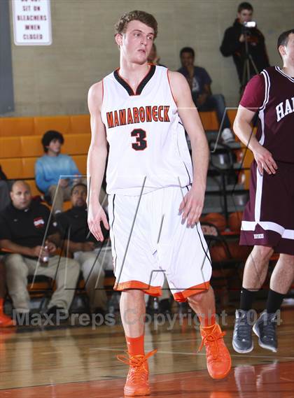 Thumbnail 2 in Harrison vs Mamaroneck (17th Annual Mamaroneck Sound Shore Classic) photogallery.
