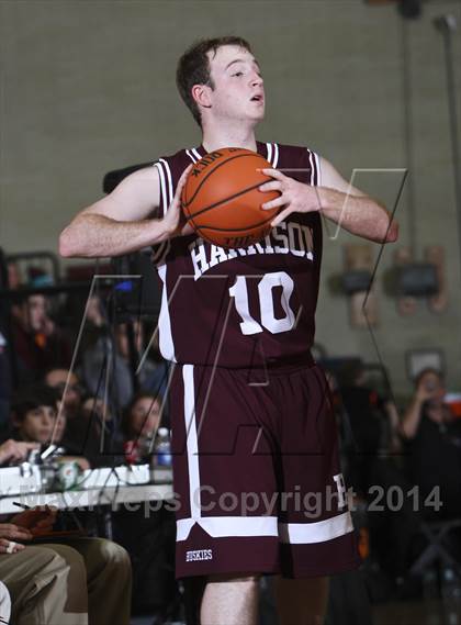 Thumbnail 3 in Harrison vs Mamaroneck (17th Annual Mamaroneck Sound Shore Classic) photogallery.